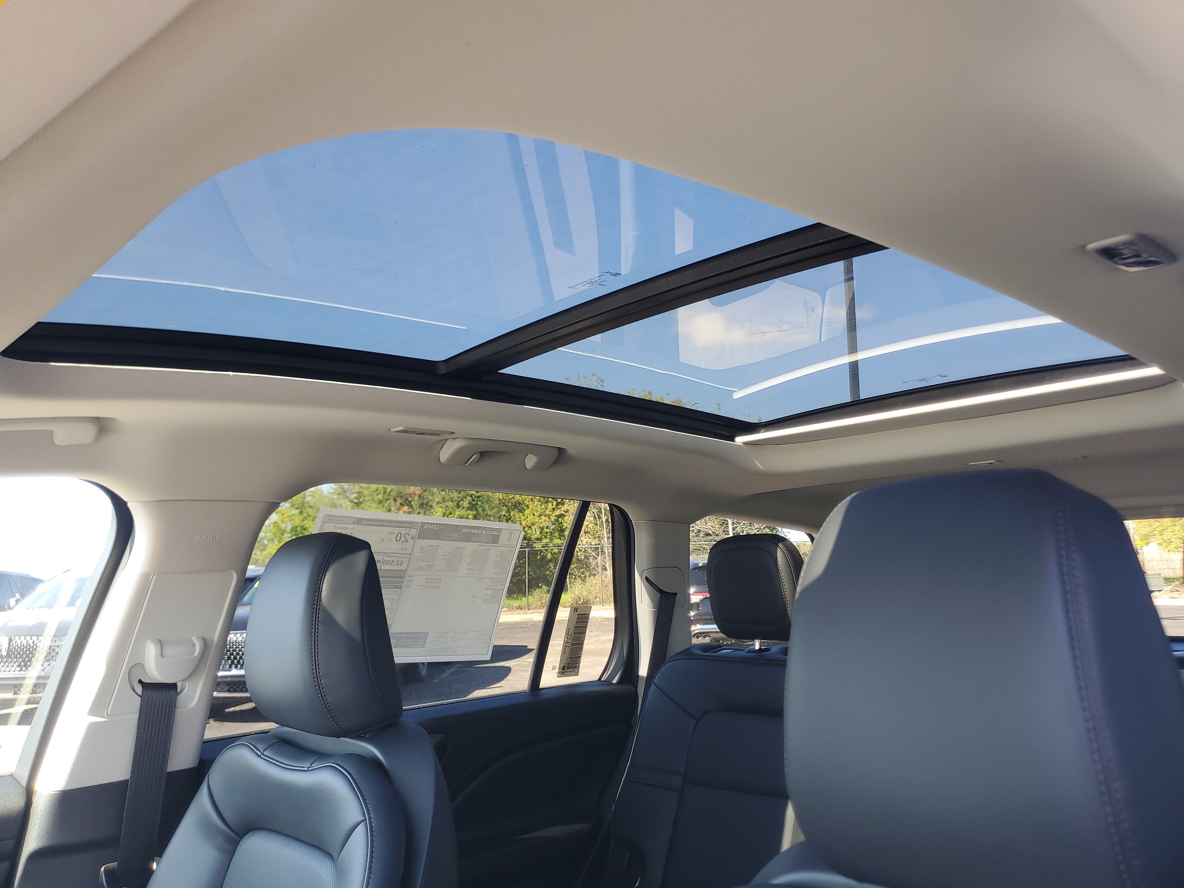 New 2026 Lincoln Aviator AWD image 10