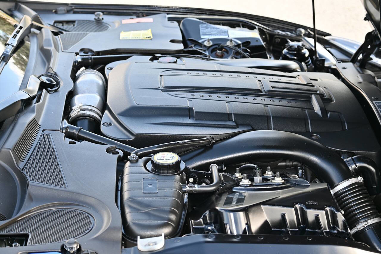 Used 2007 Jaguar XKR R image 32