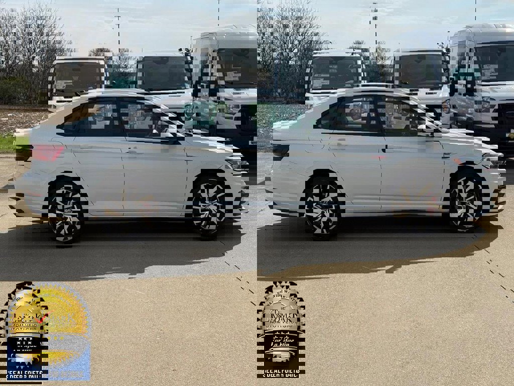 Used 2020 Volkswagen Jetta GLI Autobahn image 4