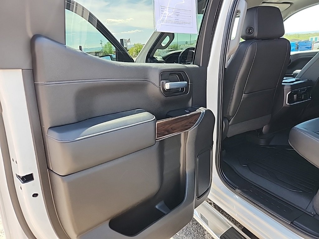 Used 2020 GMC Sierra 1500 SLT image 23