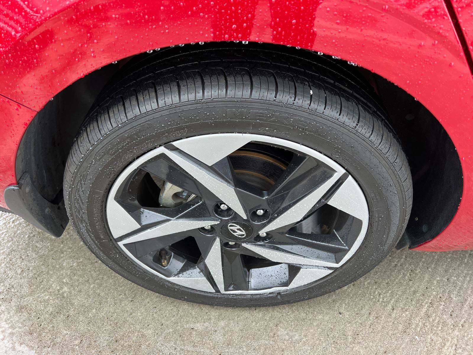 Used 2023 Hyundai Elantra SEL w/ Convenience Package image 17