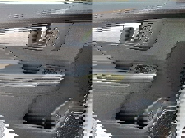 New 2026 Buick Enclave Preferred w/ LPO, All-Weather Package image 9