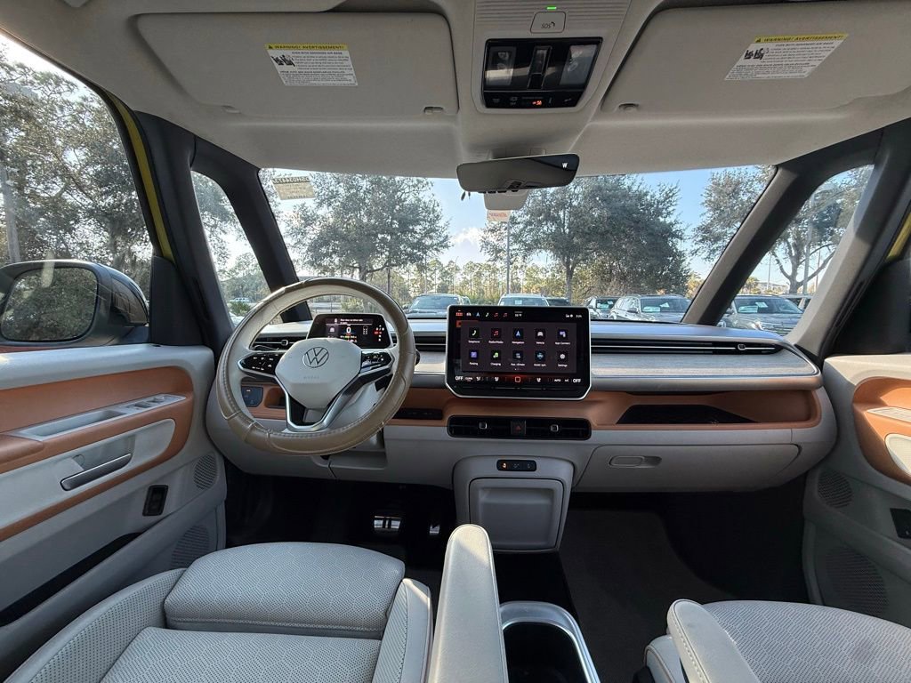 Used 2025 Volkswagen ID. Buzz 1st Edition image 18