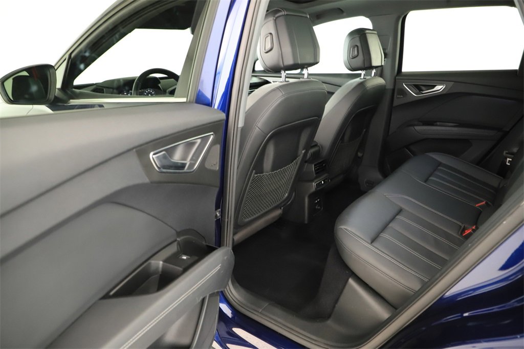 Used 2023 Audi Q4 e-tron Premium Plus w/ Premium Plus image 28