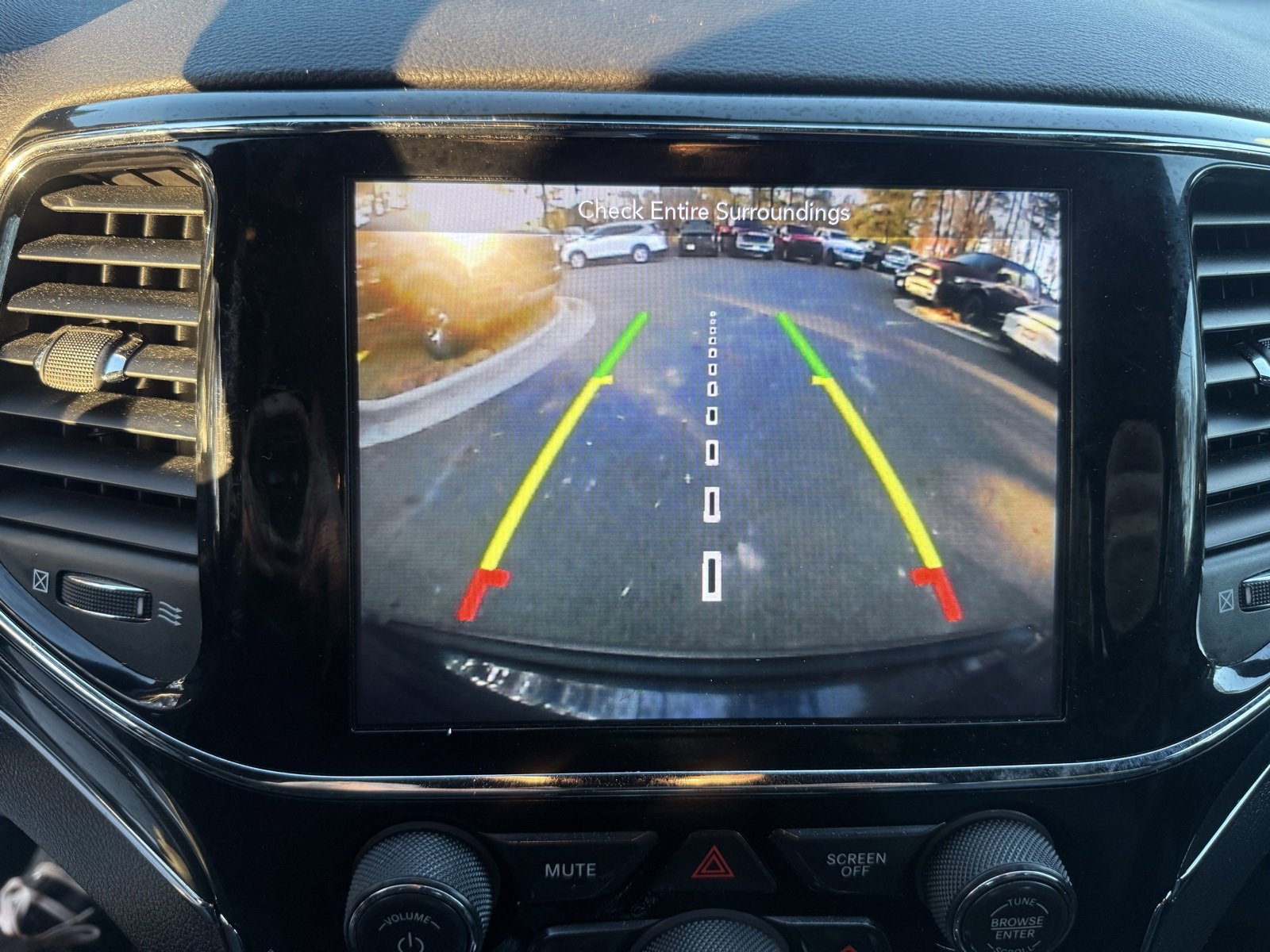 Used 2019 Jeep Grand Cherokee Trailhawk w/ Trailhawk Luxury Group image 40