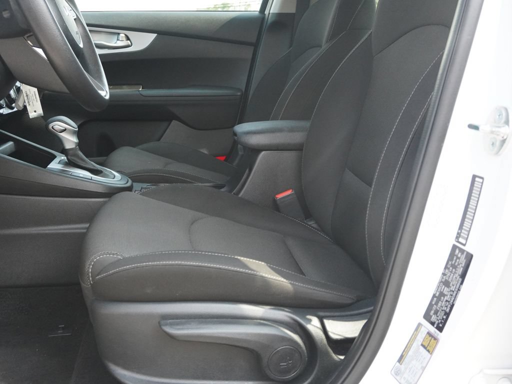 Used 2024 Kia Forte LXS FWD image 21