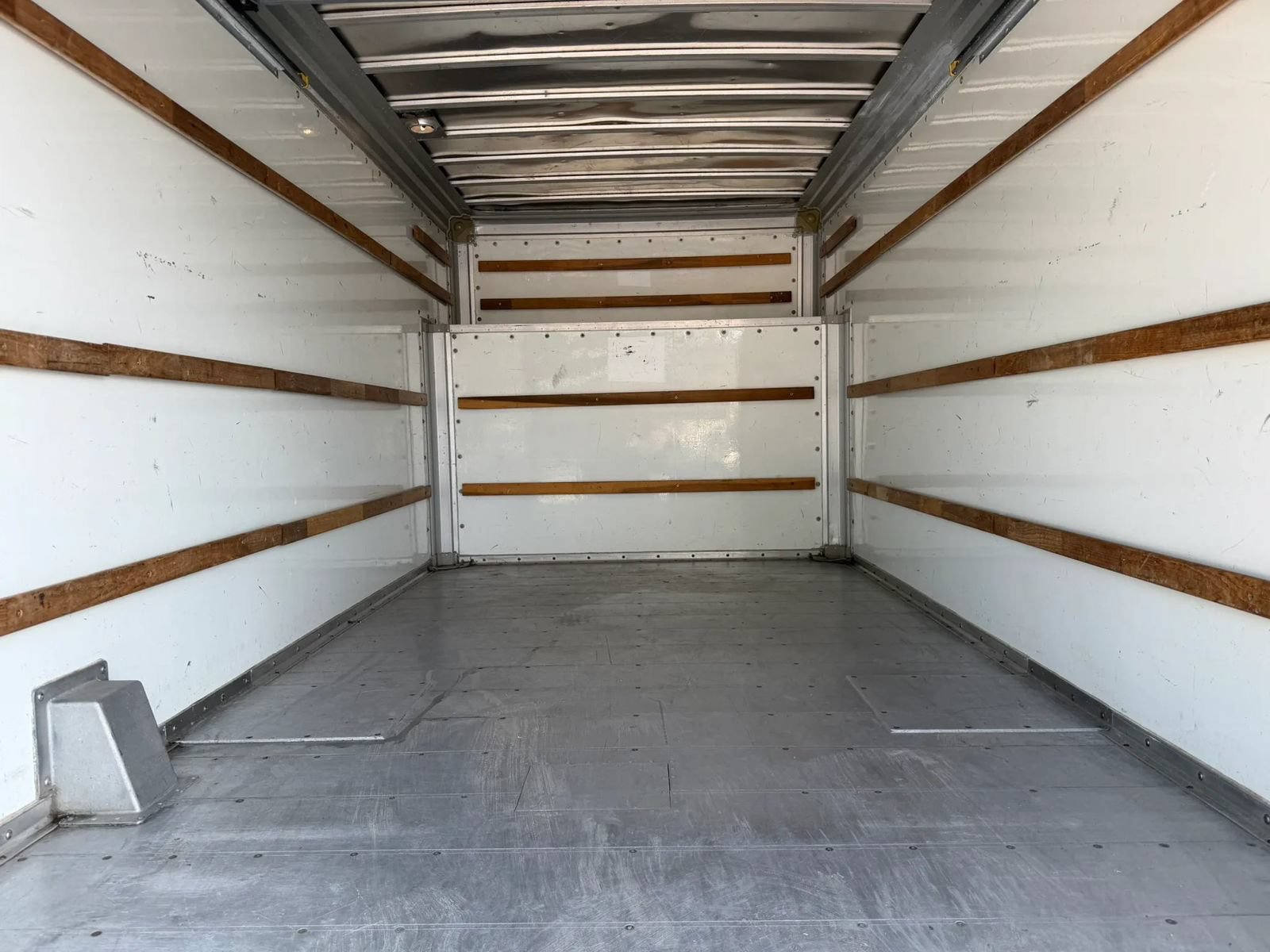 Used 2007 Ford E-450 and Econoline 450 RWD image 6
