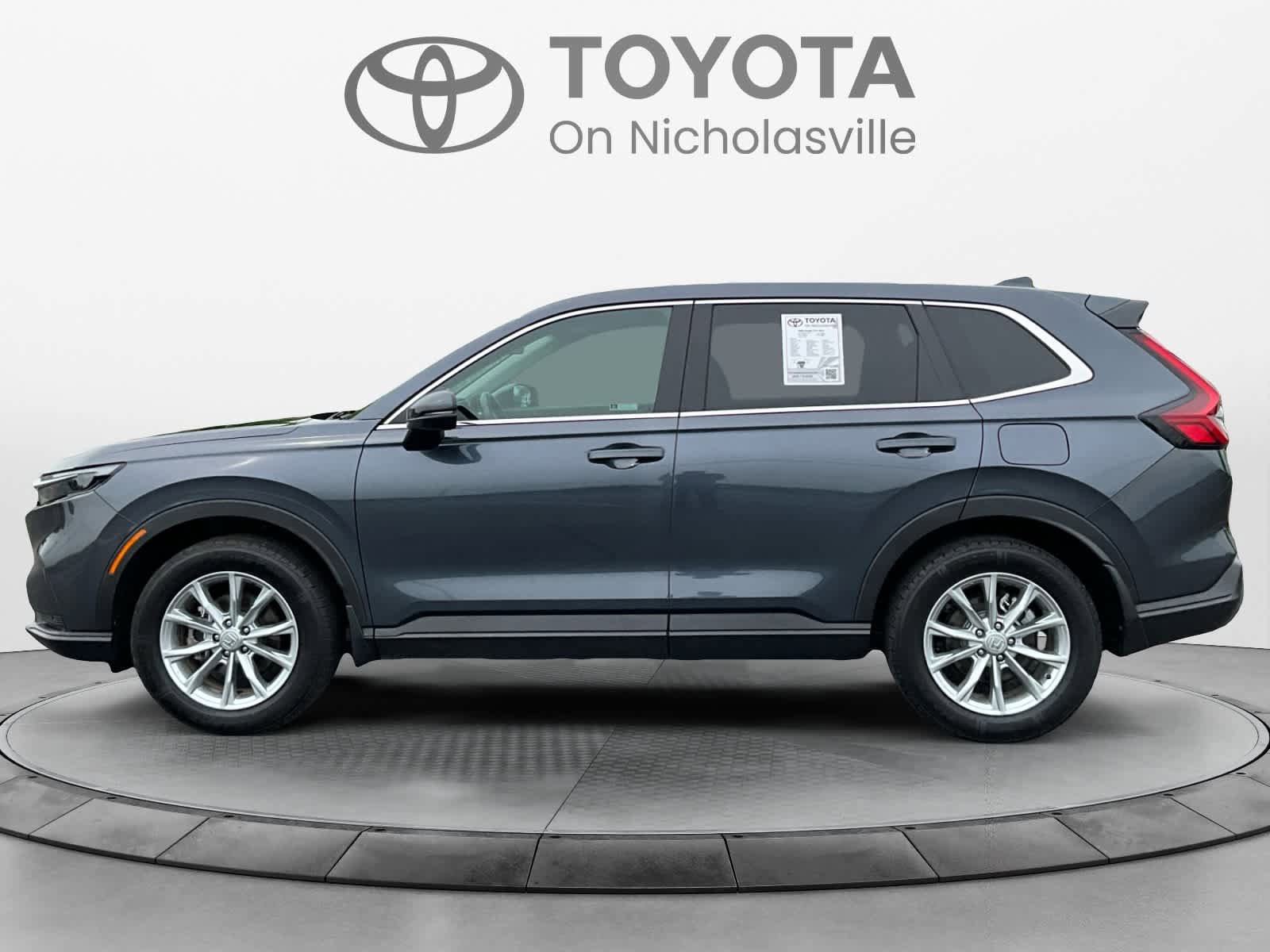 Used 2024 Honda CR-V EX-L image 3