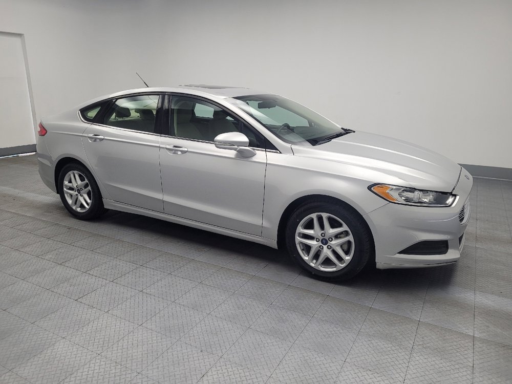 Used 2016 Ford Fusion SE image 11