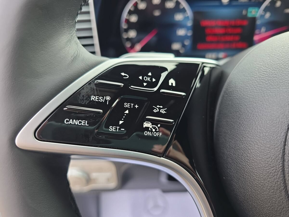 New 2026 Mercedes-Benz GLE 450 4MATIC image 17