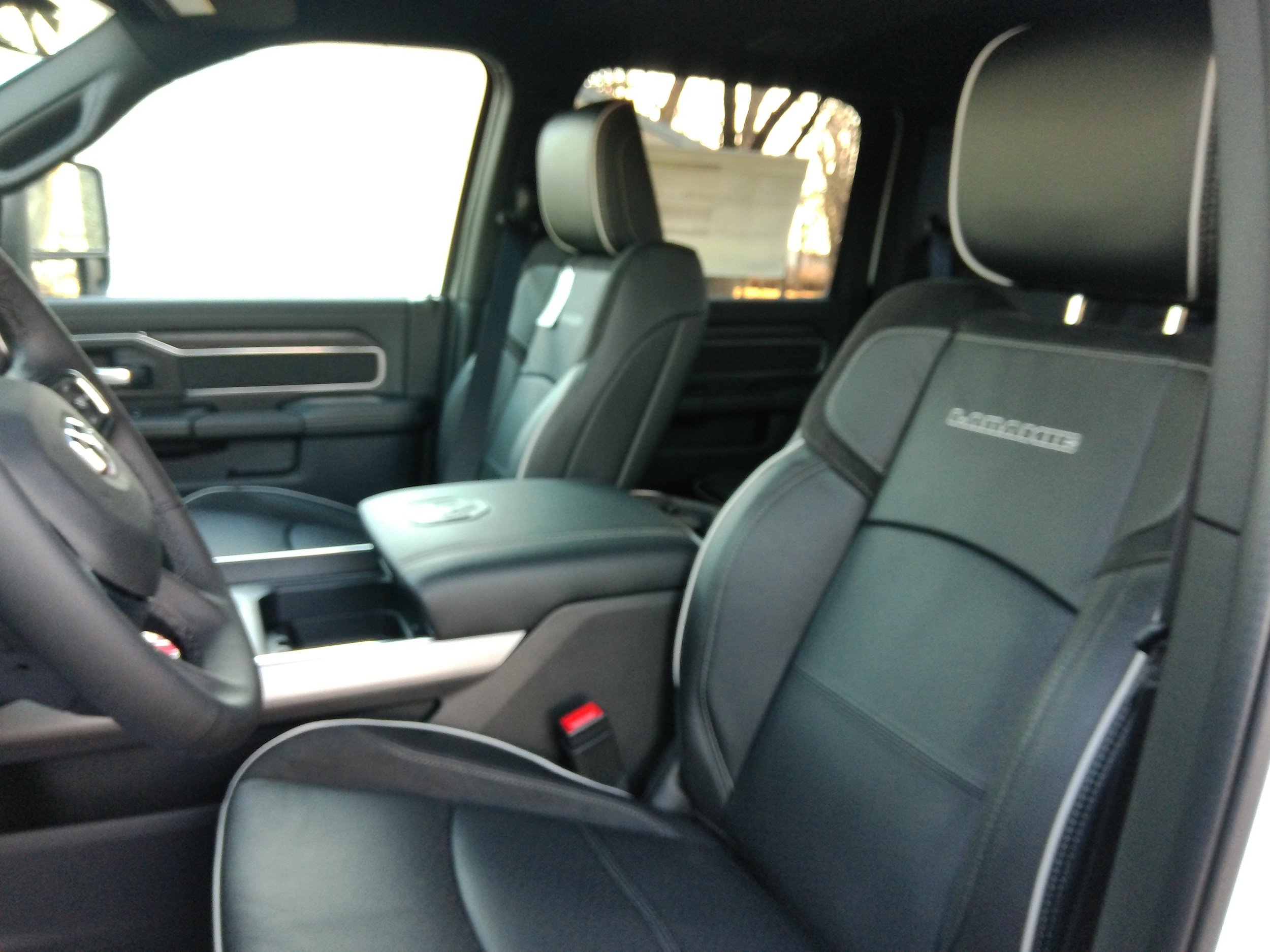 New 2026 RAM 3500 Laramie AWD/4WD image 16
