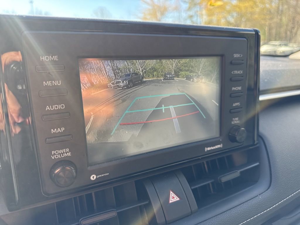 Used 2020 Toyota RAV4 XLE w/ Convenience Package image 5