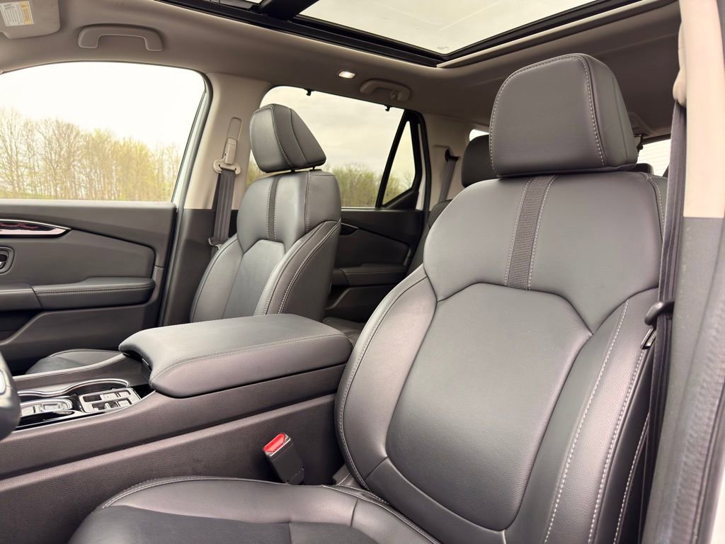 Used 2024 Honda Pilot Touring image 17