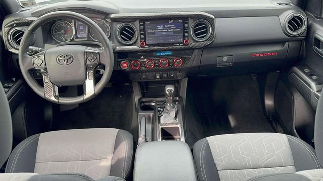 Used 2023 Toyota Tacoma TRD Sport image 12