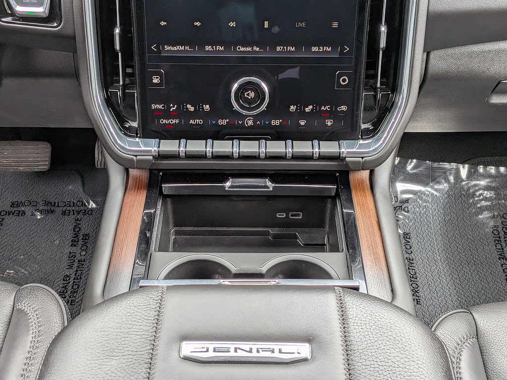 Certified 2025 GMC Yukon XL Denali AWD/4WD image 18