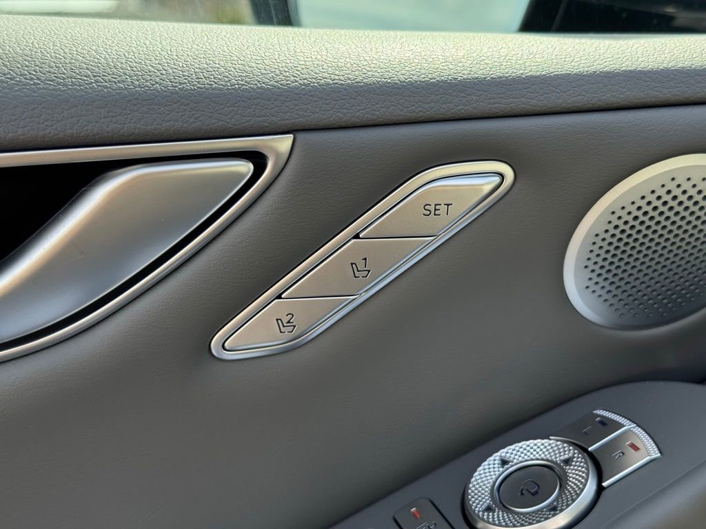 Used 2025 Genesis G80 2.5T Sport Prestige image 29