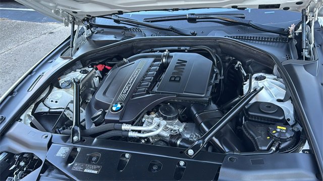 Used 2015 BMW 640i xDrive Convertible image 33