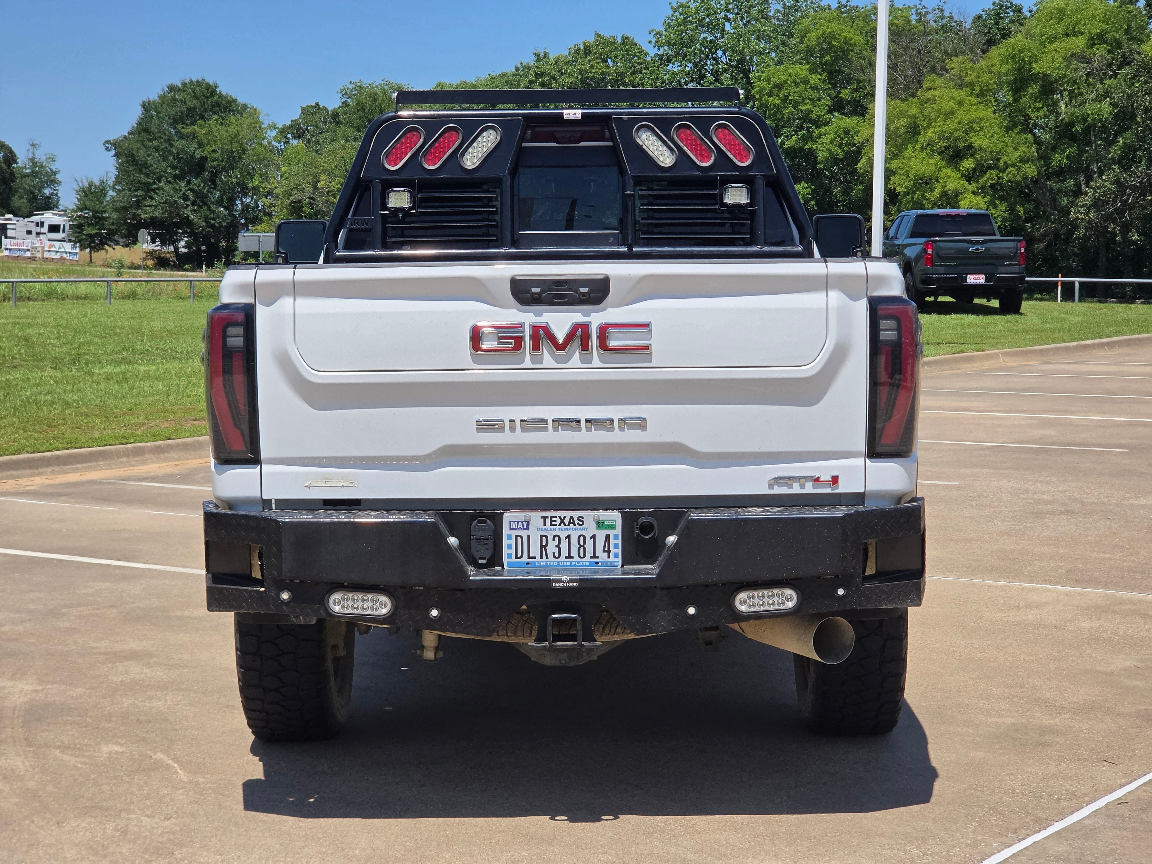 Used 2025 GMC Sierra 2500 AT4 w/ AT4 Premium Plus Package AWD/4WD image 15