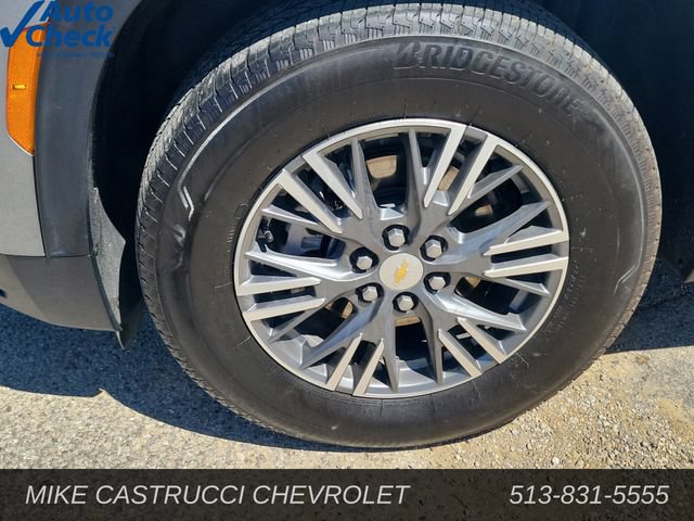 Used 2026 Chevrolet Traverse LT AWD/4WD image 9