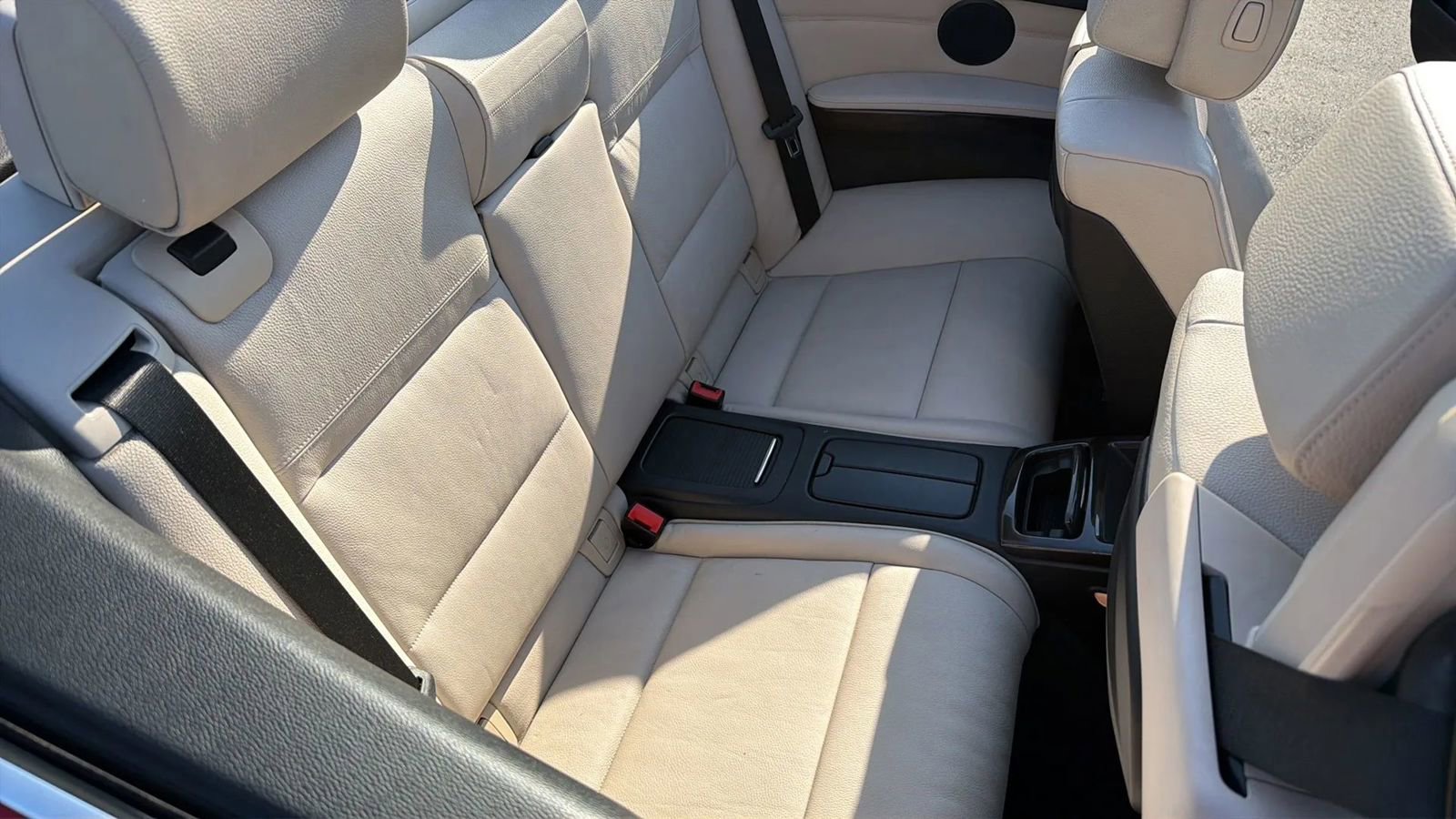 Used 2013 BMW 328i Convertible image 12