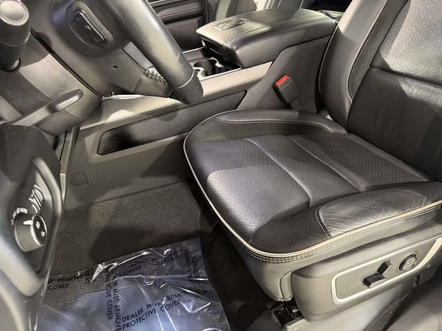 Used 2020 RAM 1500 Laramie w/ Sport Appearance Package AWD/4WD image 5