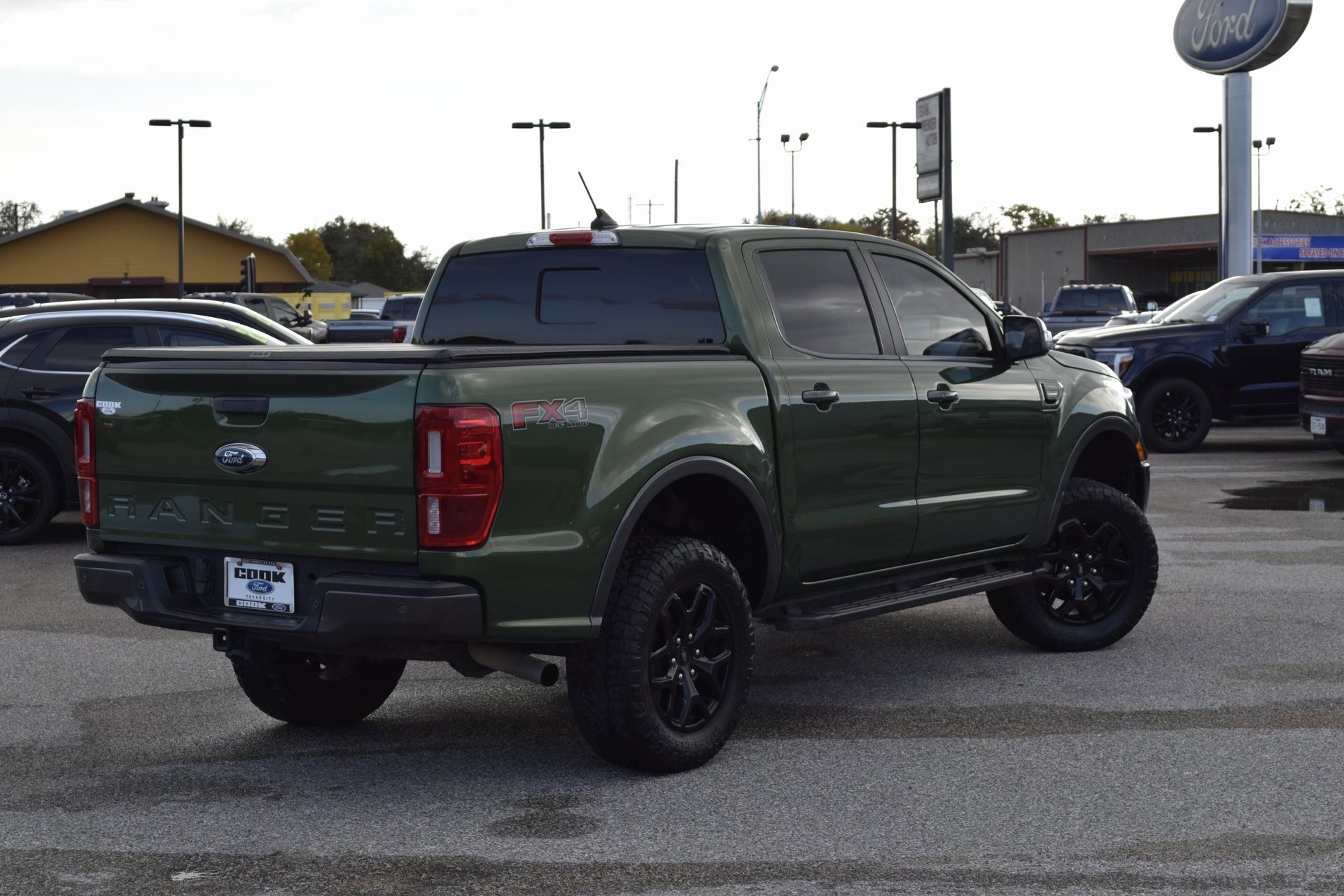 Used 2023 Ford Ranger Lariat w/ Equipment Group 501A High image 10
