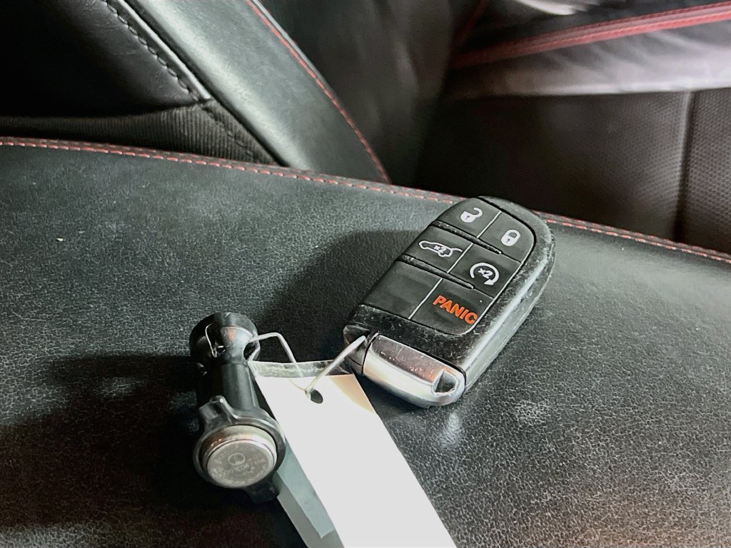 Used 2023 Dodge Durango R/T RWD image 33