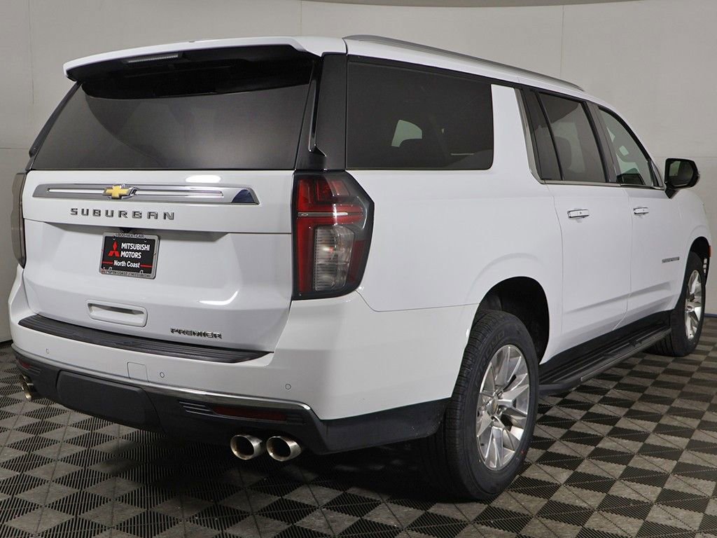 Used 2023 Chevrolet Suburban Premier AWD/4WD image 13