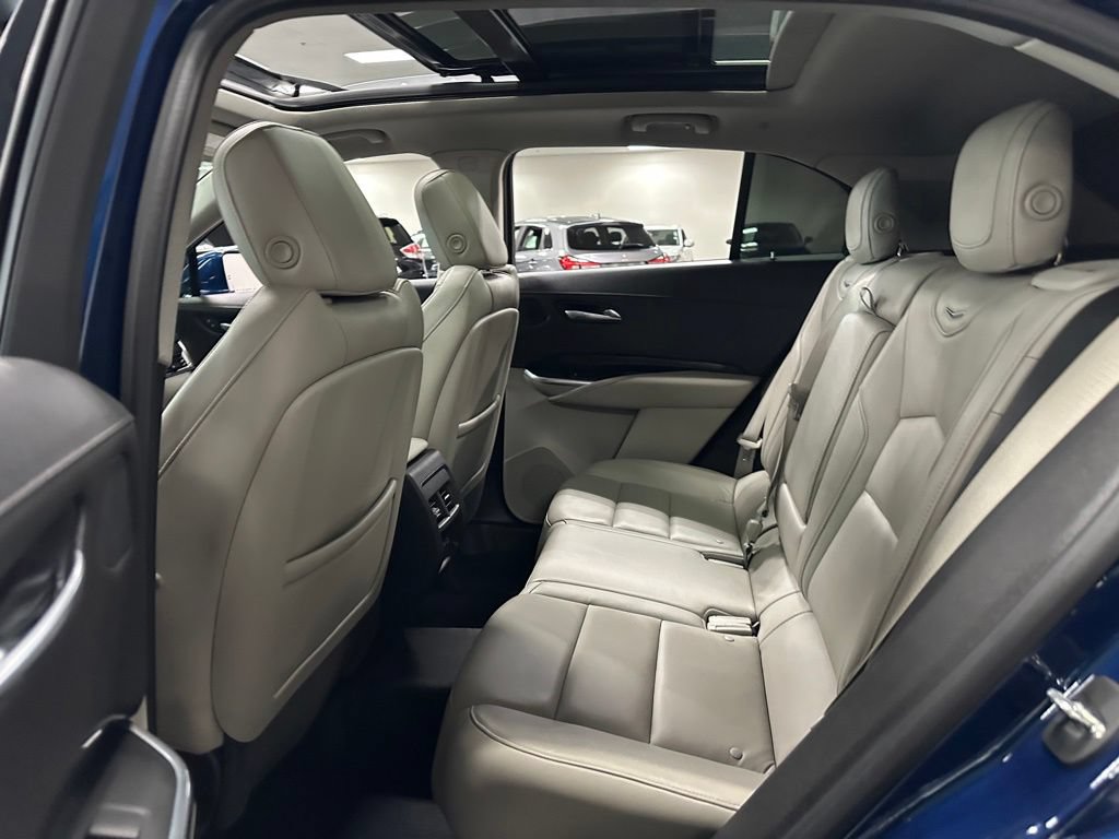 Used 2019 Cadillac XT4 Premium Luxury w/ Cold Weather Package FWD image 27