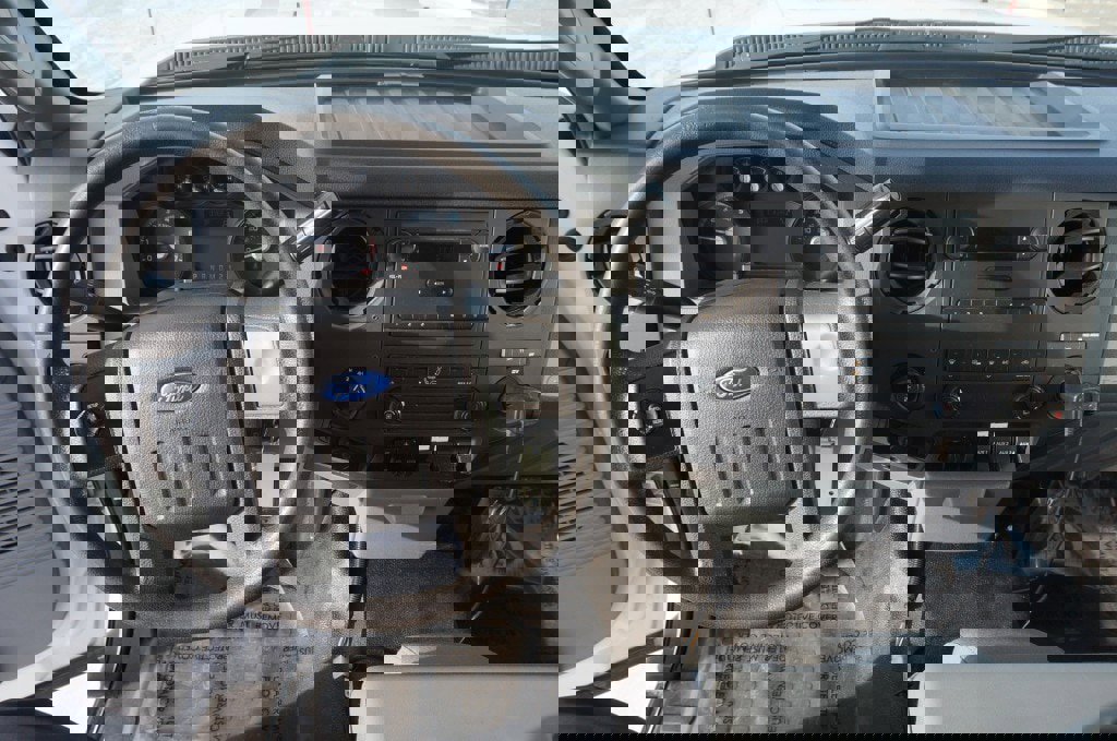 Used 2015 Ford F350 XL image 16