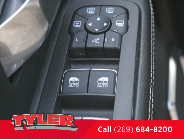New 2026 RAM 2500 Laramie w/ Night Edition AWD/4WD image 21