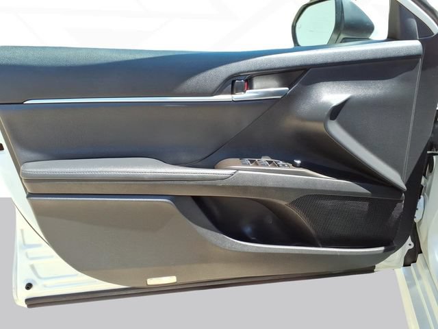 Used 2023 Toyota Camry XLE w/ Navigation Package FWD image 10