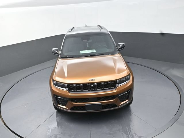 New 2026 Jeep Grand Cherokee Summit w/ Obsidian Package AWD/4WD image 12