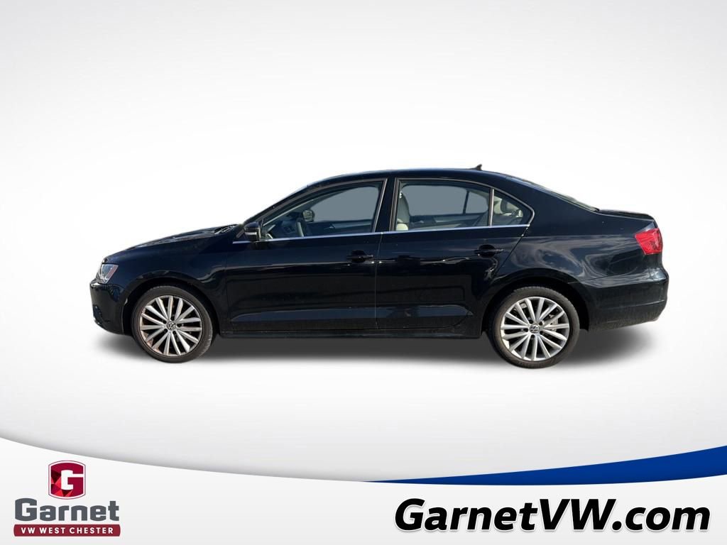 Used 2012 Volkswagen Jetta SEL image 2