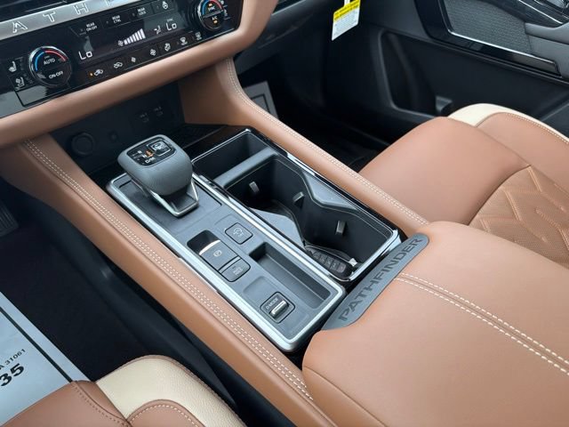 New 2026 Nissan Pathfinder Platinum FWD image 28