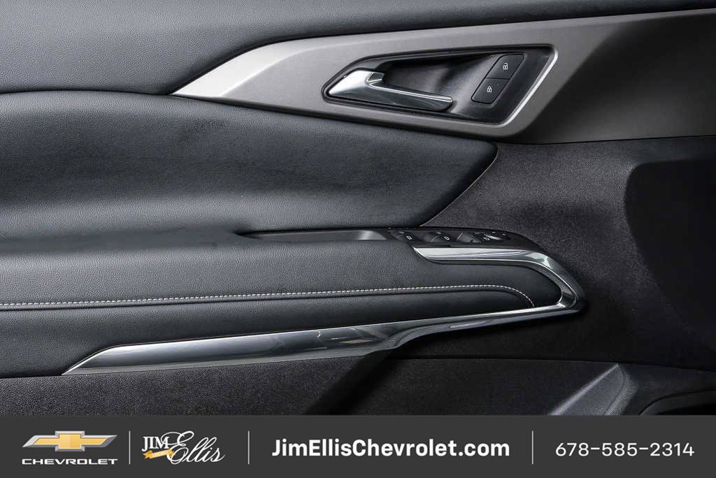 Certified 2025 Chevrolet Traverse LT FWD image 6