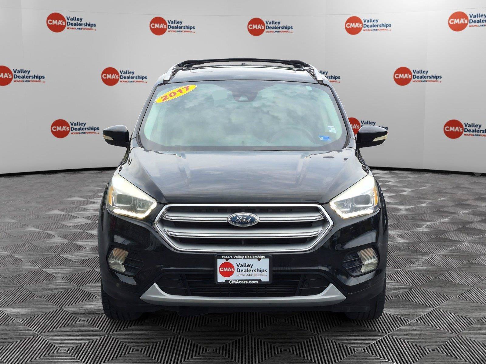 Used 2017 Ford Escape Titanium w/ Equipment Group 301A AWD/4WD image 8