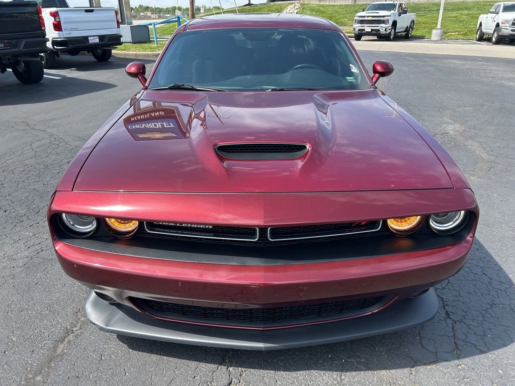 Used 2019 Dodge Challenger R/T RWD image 2