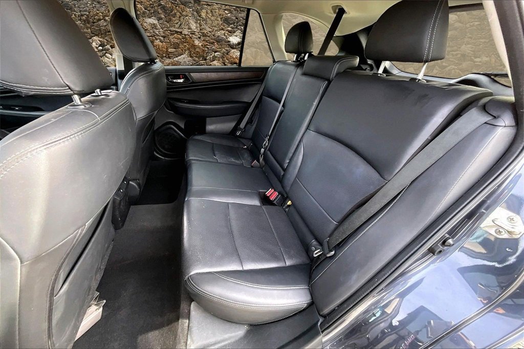 Used 2015 Subaru Outback 2.5i Limited image 24