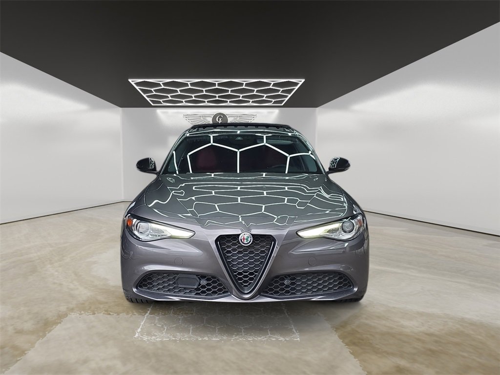Used 2021 Alfa Romeo Giulia Ti w/ Nero Edizione image 8