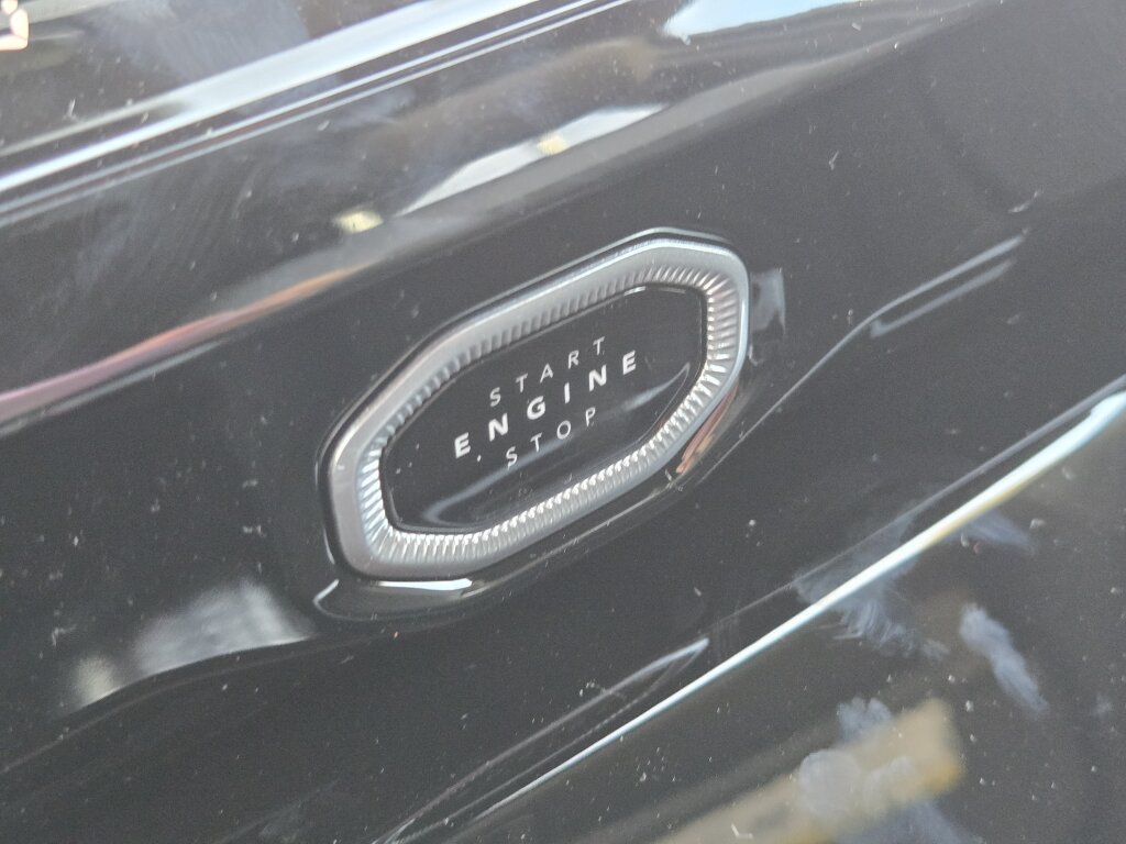 New 2027 Jeep Grand Cherokee Altitude AWD/4WD image 22