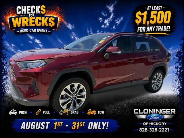 Used 2019 Toyota RAV4 XLE Premium FWD image 1