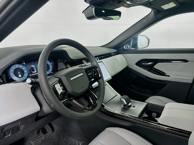 Used 2026 Land Rover Range Rover Evoque S AWD/4WD image 9