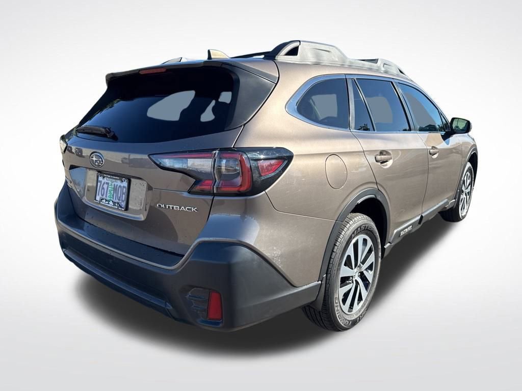 Used 2021 Subaru Outback Premium image 7