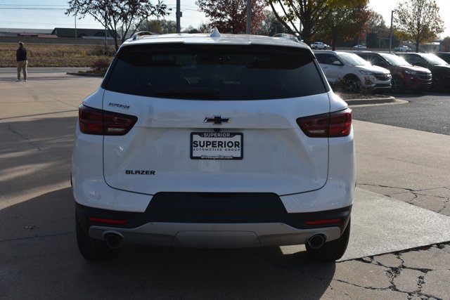 New 2026 Chevrolet Blazer LT w/ Midnight/Sport Edition image 6