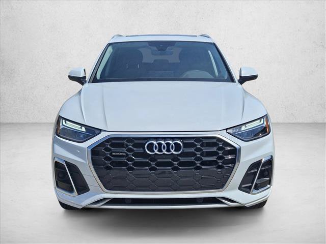 Used 2023 Audi Q5 e Premium Plus w/ Premium Plus Package AWD/4WD image 2