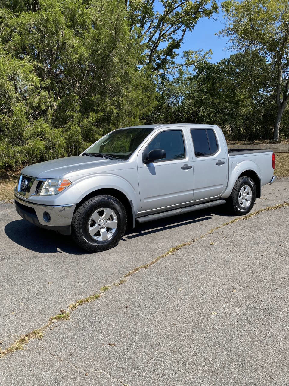 Used 2011 Nissan Frontier SV