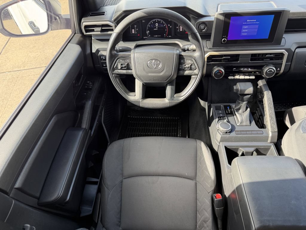 Used 2025 Toyota Tacoma SR AWD/4WD image 14