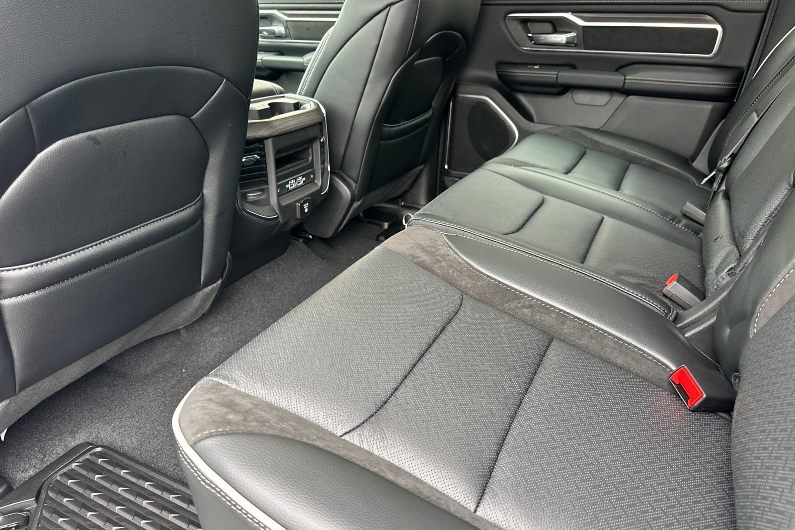 New 2026 RAM 1500 Laramie image 11