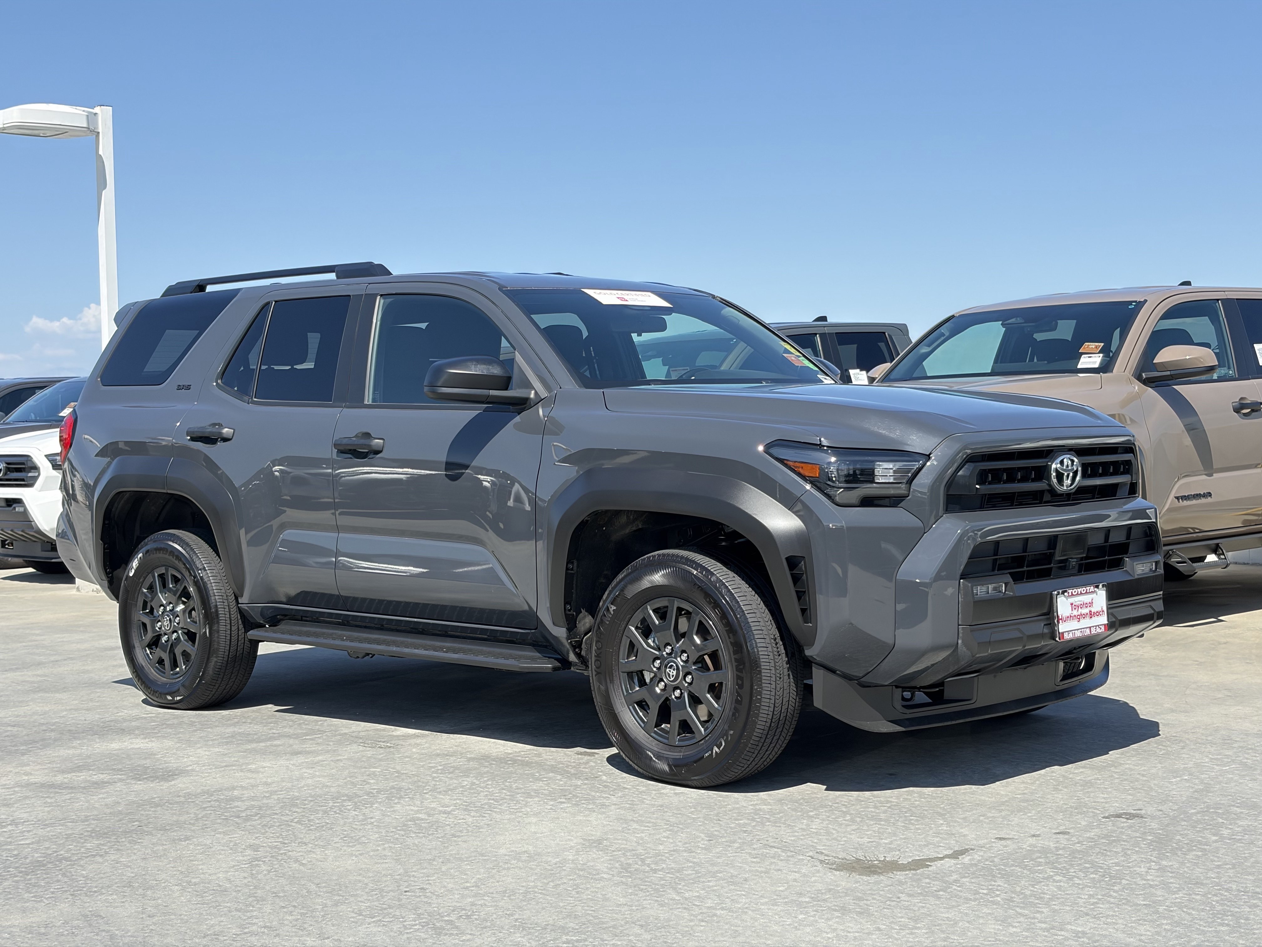 Certified 2025 Toyota 4Runner SR5 AWD/4WD image 2